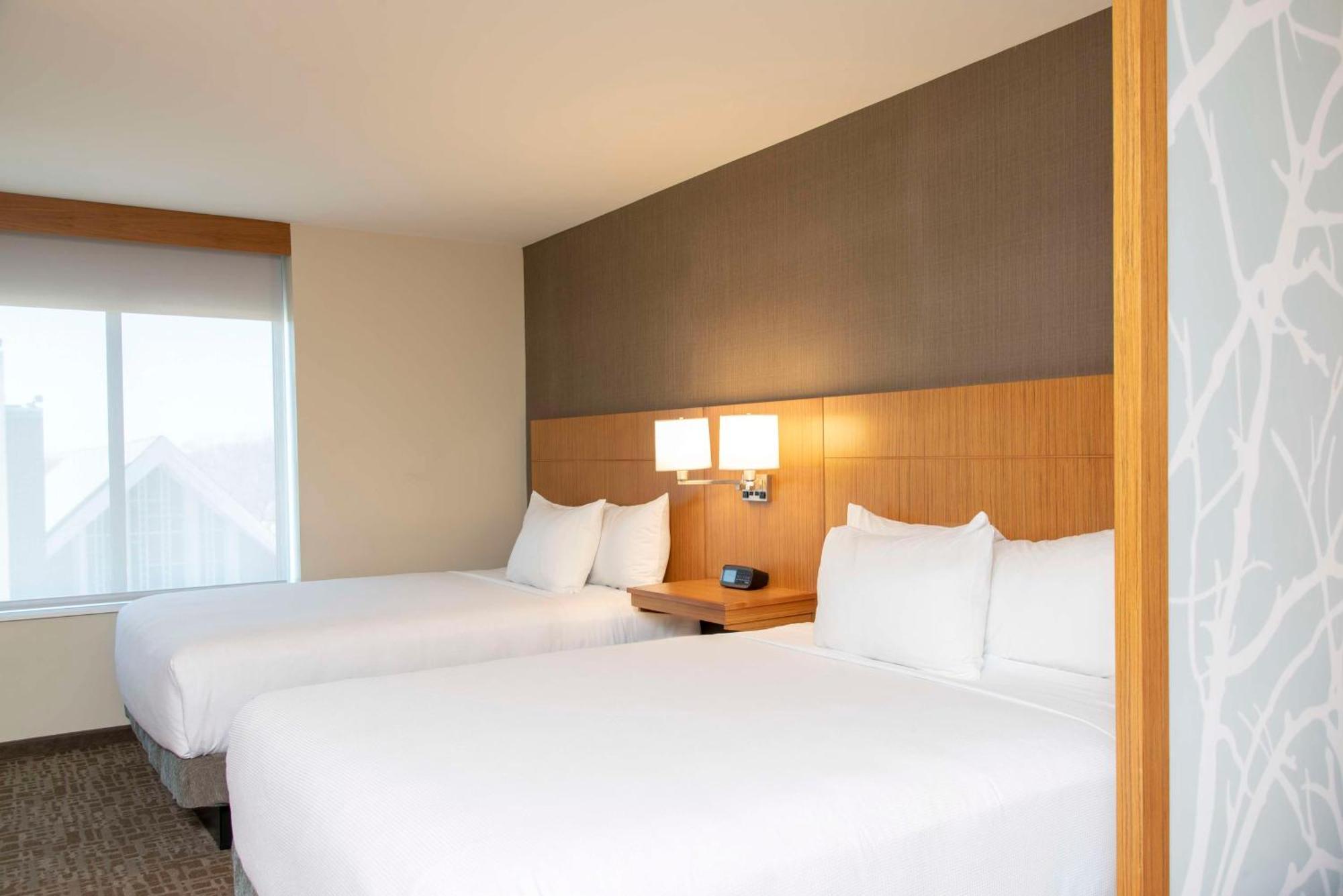 ไฮแอท เพลซ ดีทรอยต์/รอยัลโอ๊ค Hotel ภายนอก รูปภาพ