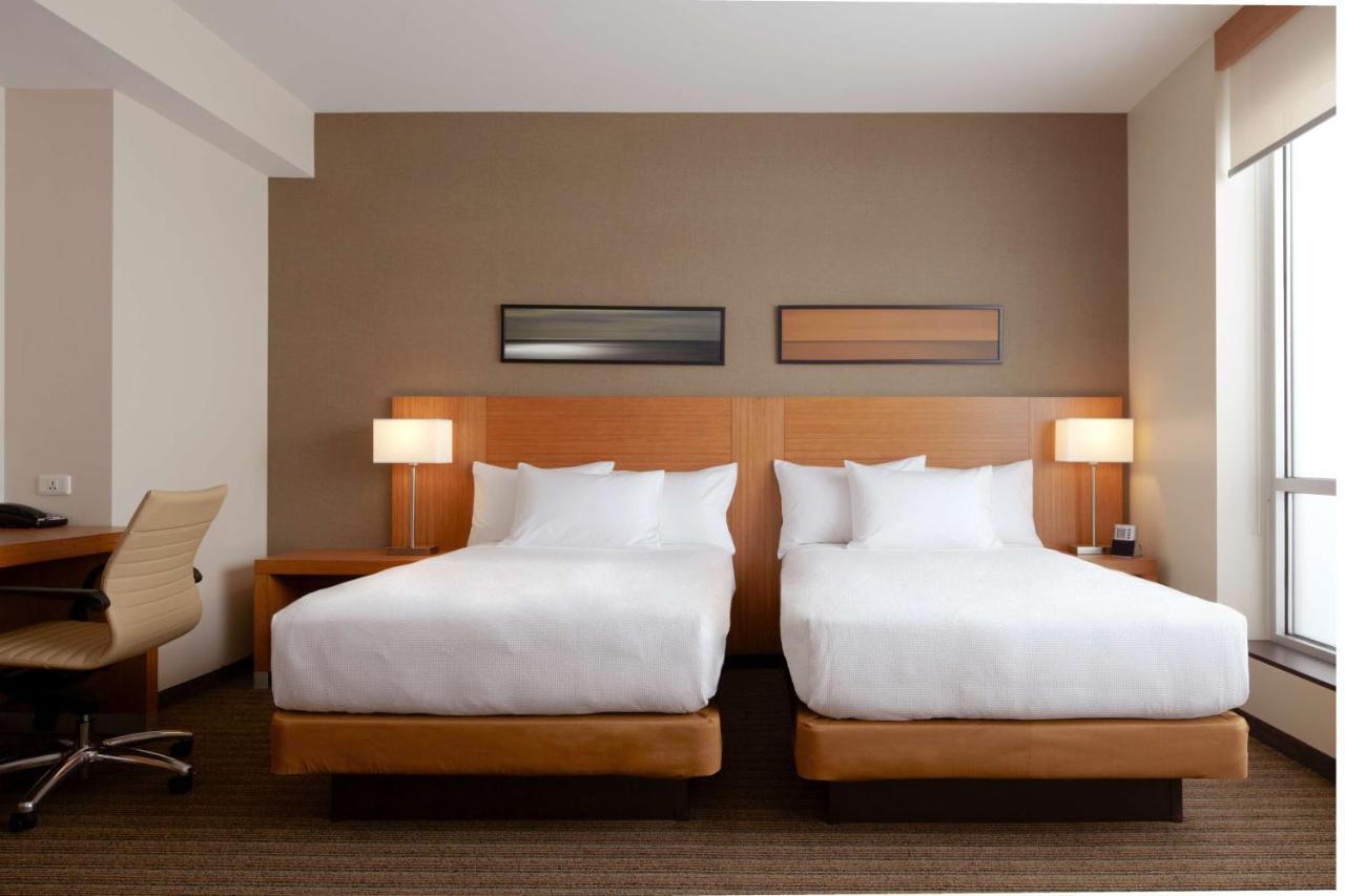 ไฮแอท เพลซ ดีทรอยต์/รอยัลโอ๊ค Hotel ภายนอก รูปภาพ